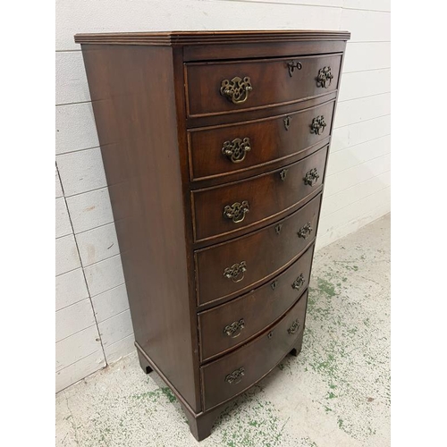 11 - Georgian style mahogany bow front chest of six drawers on bracket feet (H114cm W55cm D43cm)