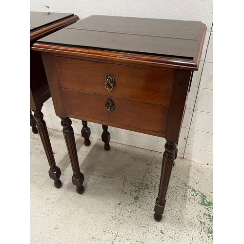 129 - A pair of mahogany bedsides with two drawers (H810cm W48cm D41cm)