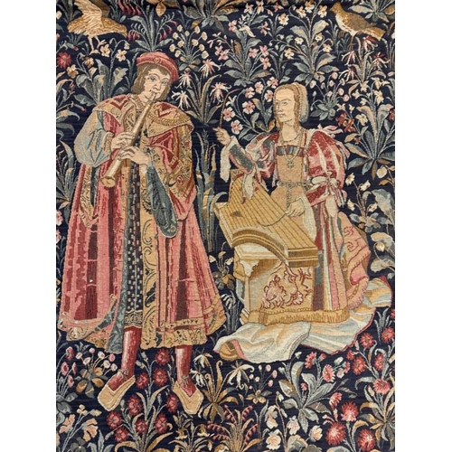 363 - A wall hanging tapestry featuring an Elizabethan scene 126cm x 82cm