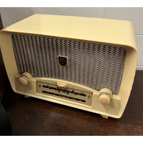 388 - A selection of collectable radios and a Mid Century clock