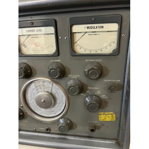 424 - Marconi signal generator