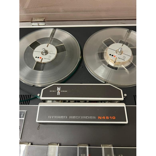 428 - Phillips reel to reel recorder N4510