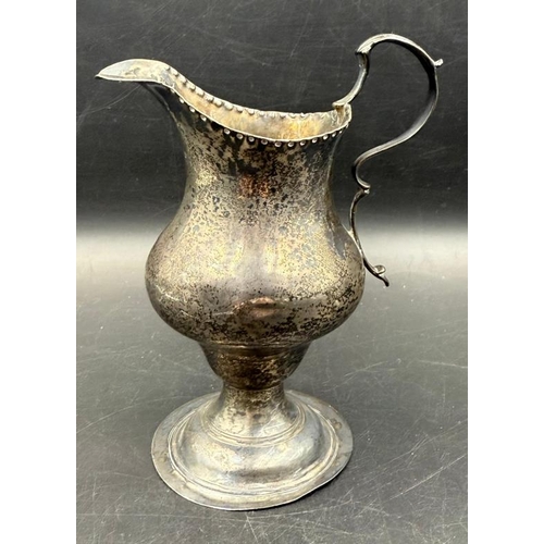 460 - A George III hallmarked silver milk jug, hallmarked for London 1777, approximate weight 86g