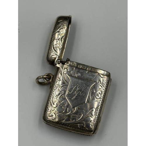 481 - A hallmarked silver vesta by William M Hayes, hallmarked for Birmingham 1907