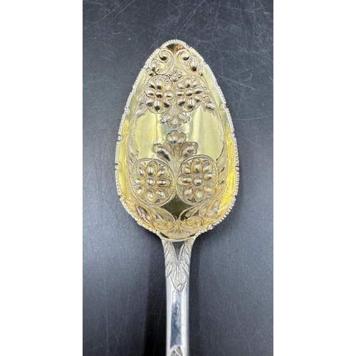 485 - A pair of hallmarked George III silver berry spoons, hallmarked for 1805