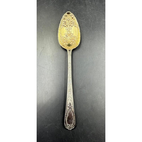 485 - A pair of hallmarked George III silver berry spoons, hallmarked for 1805