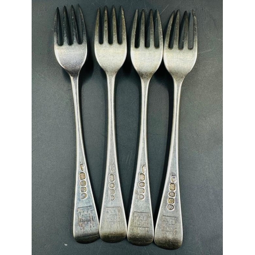 510 - A set of four silver dessert forks hallmarked for London 1801, with an approximate weight of 152g an... 