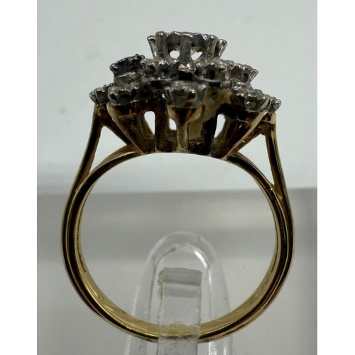 548 - A 18ct diamond cluster style ring, size L  (Total approx weight 4.6g)