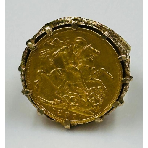 556 - An 1897 sovereign ring in a 9ct gold ornate mount, approximate size S and weight 16.1g