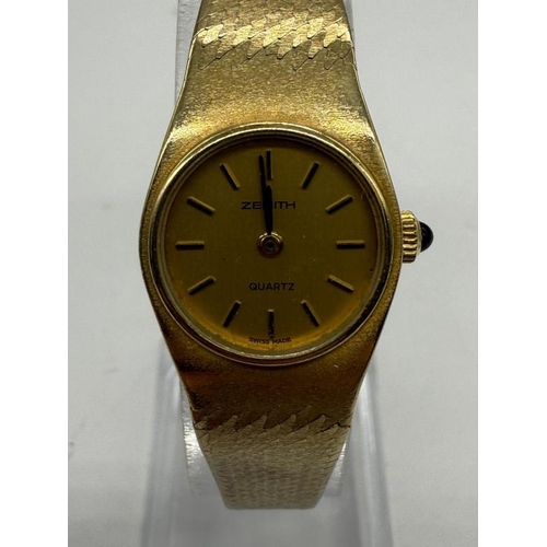 645 - A Zenith 9ct gold watch on integral 9ct gold bracelet, approximate total weight 25g