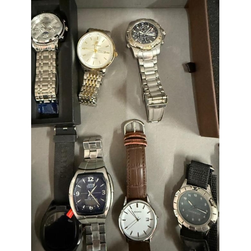 670 - A quantity of gentleman's wristwatches various makers to include Casio, Sekonda and Kintued