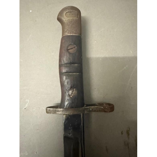 727 - A British 1907 pattern bayonet