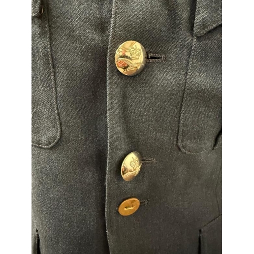 780 - A British Queen Elizabeth II period RAF Officers jacket