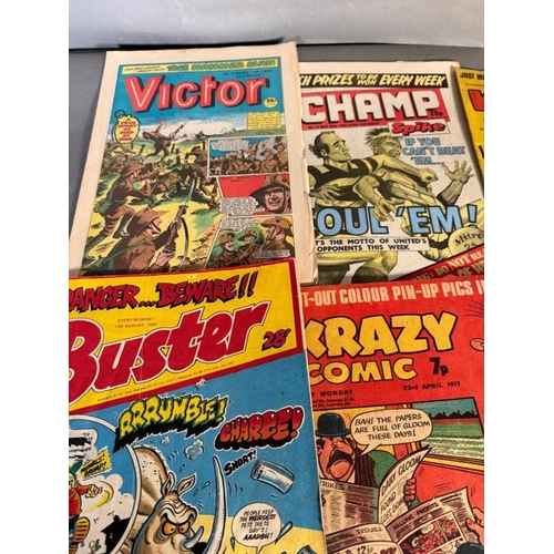 805 - A selection of vintage comics to include Victor, Buster, Champ and Krazy comic