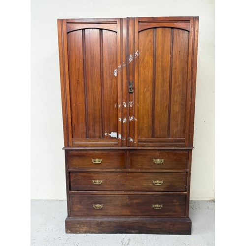 121 - A mahogany linen press comprising of a two over two chest witha two door cupboard over H197cm W122cm... 