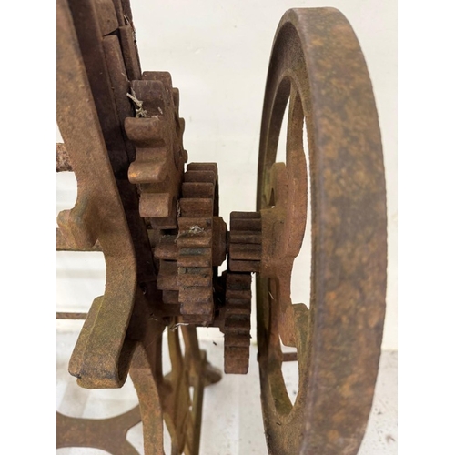 183 - A vintage Timothy Waites Mangle