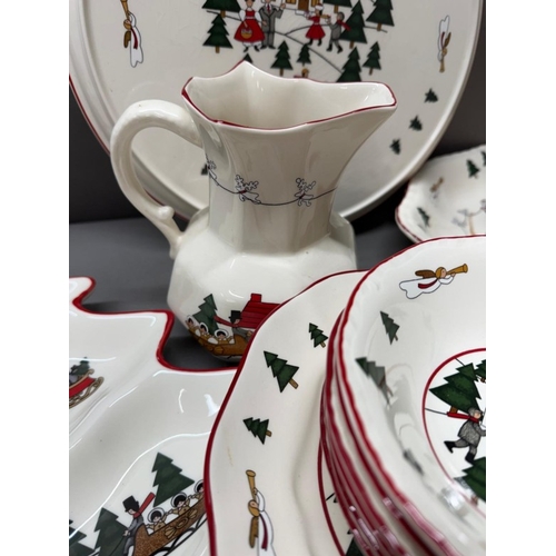 272 - Mason's Christmas village dinner service, six place setting dinner service with serving platters etc... 