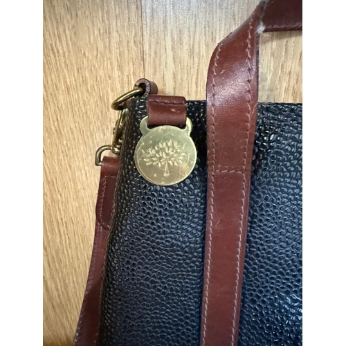 385 - A Mulberry Scotchgrain Bell handbag in Black with original dust bag.