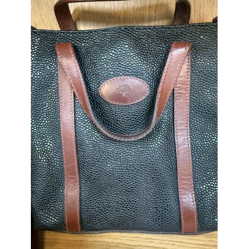 385 - A Mulberry Scotchgrain Bell handbag in Black with original dust bag.