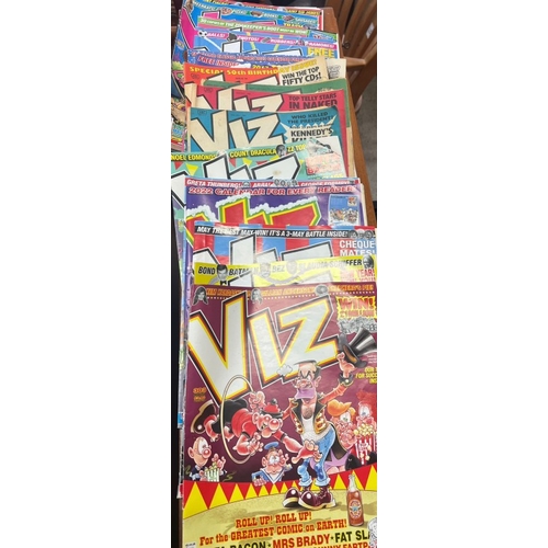 387 - A selection of vintage Viz comic magazines approx 180, adult humor