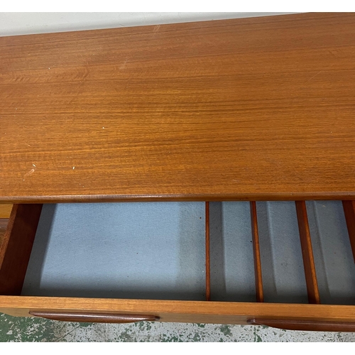 185A - G-plan fresco teak sideboard (no label) (H95cm x W151 x D46cm)