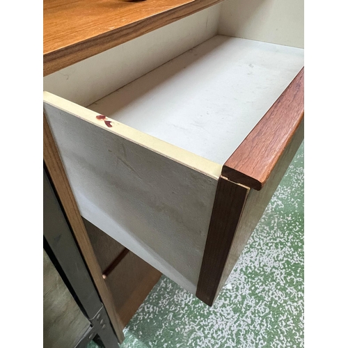 185K - A Steens mid century six drawer chest of drawers (H67cm x 46cm x 40cm)