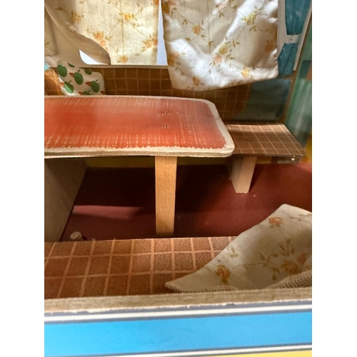 10 - A Vintage Sindy car and a wooden caravan