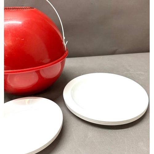 11 - A Vintage Guzzini Per Alimenti red plastic picnic ball