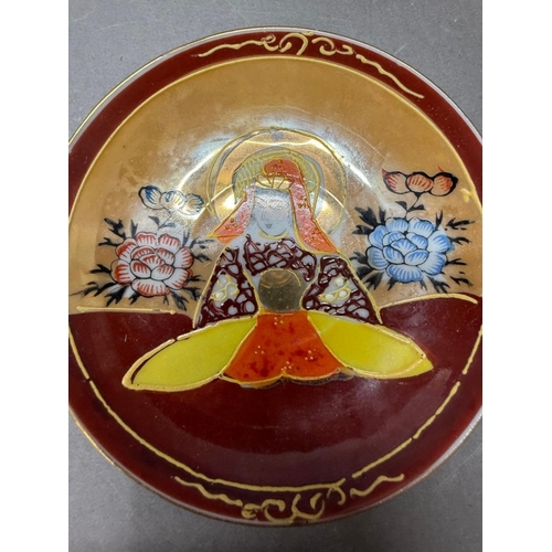 127 - A Japanese Samurai themed tea set