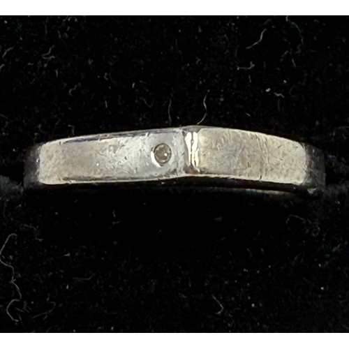 179 - A silver fashion ring marked 925