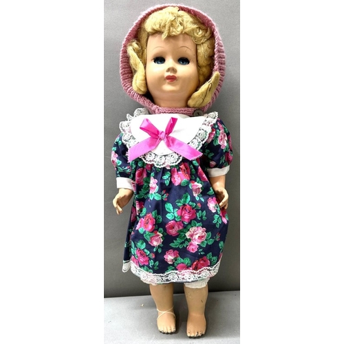 9 - A Vintage Liala Bambola Doll in kitted bonnet.