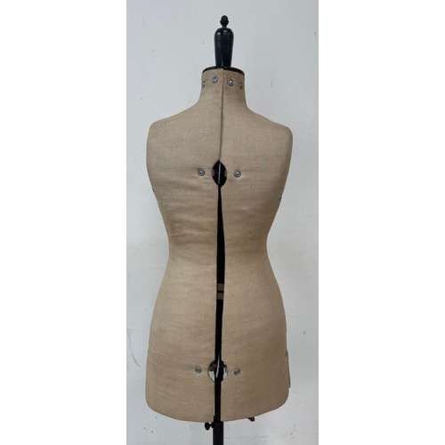 118 - An adjustable antique Chil Daw mannequin on original stand