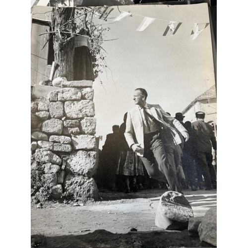122 - A large collection of black and white film stills