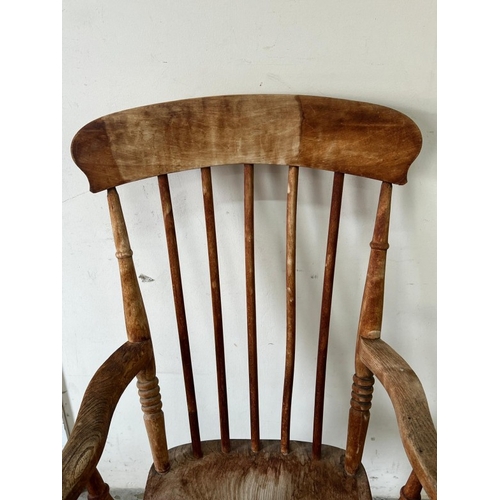 133 - A Windsor chair with spindle back