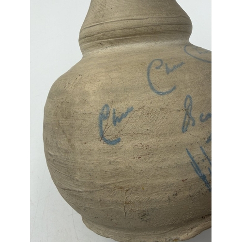 164 - A 'Chu Chin Chow' vase, potted on stage by a Wedgwood potter as part of the performance in a scene s... 