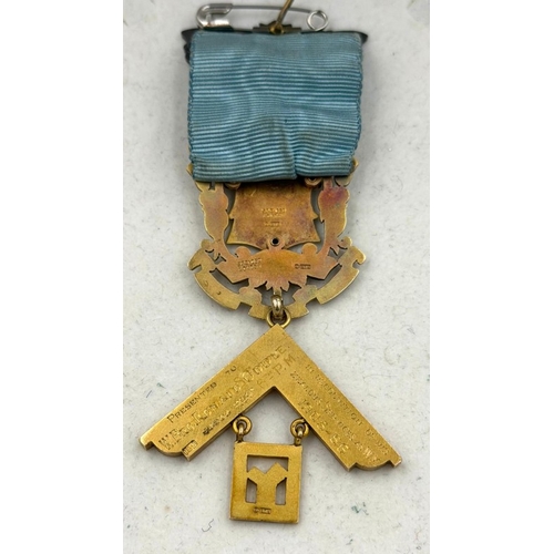 608 - A Waterfall Lodge Masonic jewel in 9ct gold, engraved to back 1965-1966