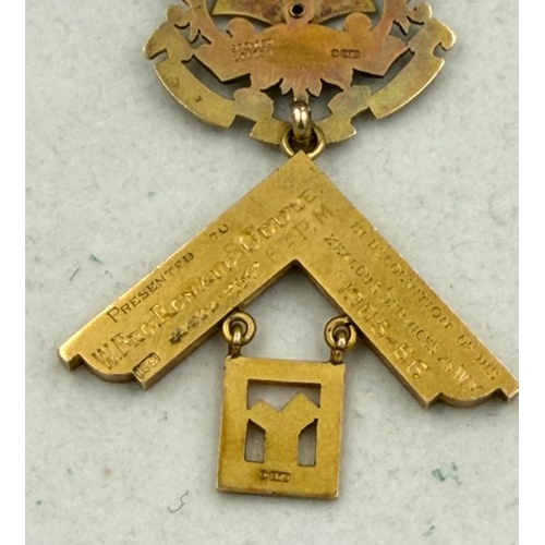 608 - A Waterfall Lodge Masonic jewel in 9ct gold, engraved to back 1965-1966