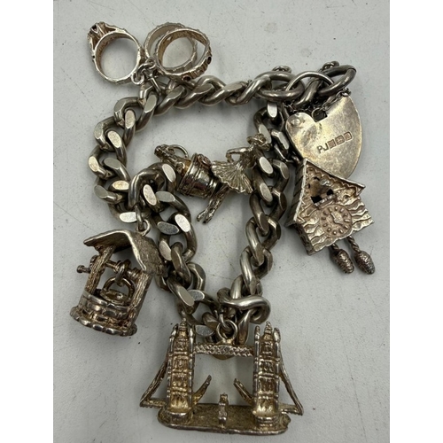 Lot 636       