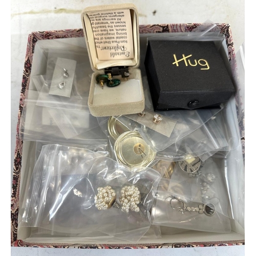 Lot 678       