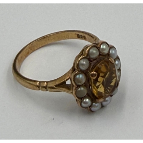 580B - A 9ct gold citrine and seed pearl ring approximate weight 3.7g and size N