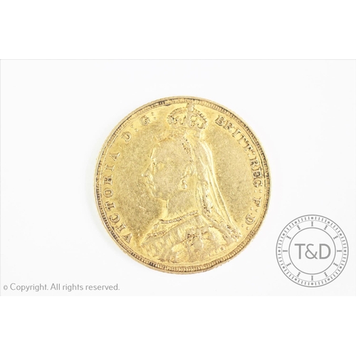 121 - A Victorian gold sovereign dated 1887