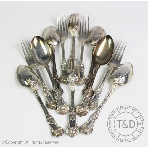 85 - A selection of Victorian Scottish silver, Queens pattern flatware, J & W Mitchell Glasgow 1837, comp... 