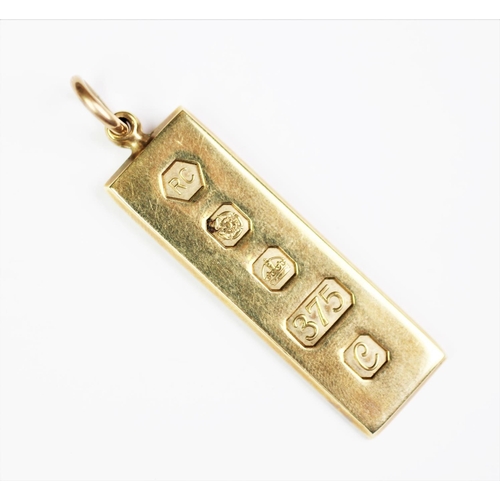 228 - A 9ct gold ingot pendant, Sheffield 1977, Carr's of Sheffield, weight 15.4gms