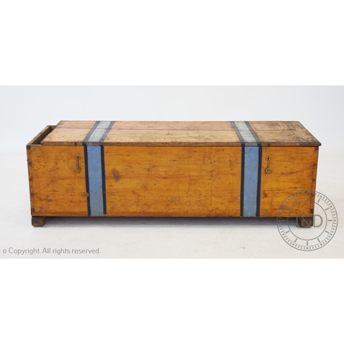 446 - An Ayres Oxford and Cambridge Lawn Tennis Box 1875/6, the pine box decorated with the light blue and... 