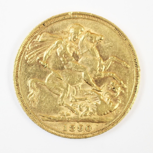 120 - A Victorian gold sovereign dated 1890, weight 7.9gms