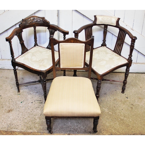 802 - An Edwardian stained beech wood corner chair, with a pierced splat back, above a padded seat and tur... 