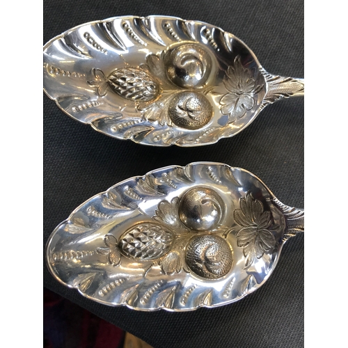 52 - A boxed pair of pierced silver dishes by SJ Lever & Co, Birmingham 1934, cusped border with pierced ... 