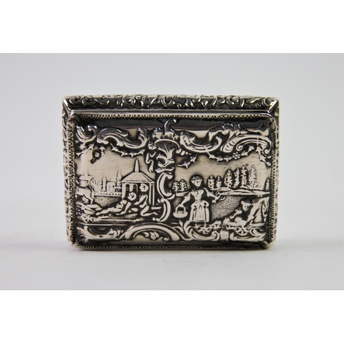 33 - A 19th century continental silver snuff box, import marks for Edwin Thompson Bryant, London 1892, of... 