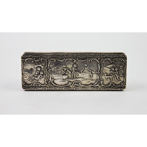 34 - A Victorian continental silver snuff box, import marks for Samuel Boyce Landeck, Sheffield 1894, of ... 