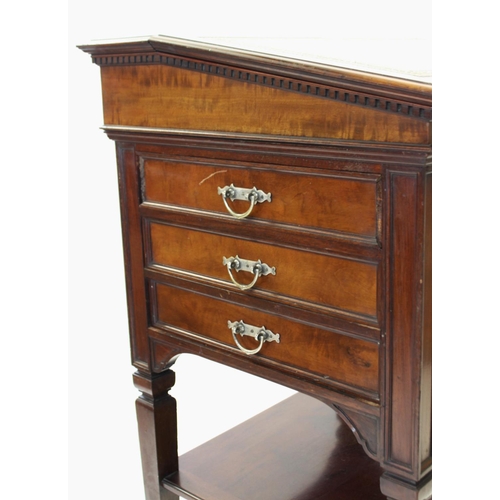 852 - An Edwardian walnut clerks desk, with a hinged sloping green leather writing surface above a vacant ... 